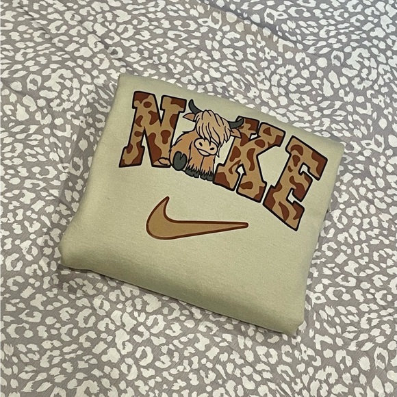 Nike cow crewneck - Picture 2 of 5